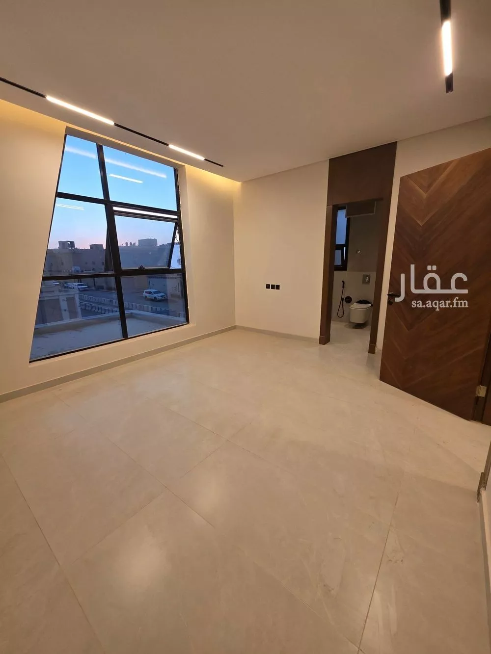 5 bedroom villa in Dhahrat Namar 21