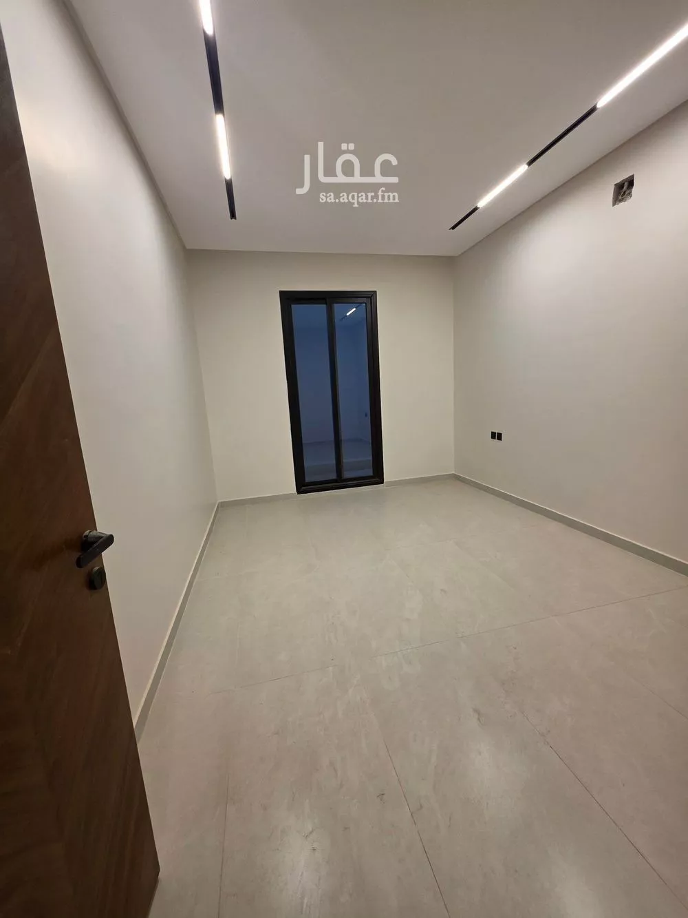 5 bedroom villa in Dhahrat Namar 5