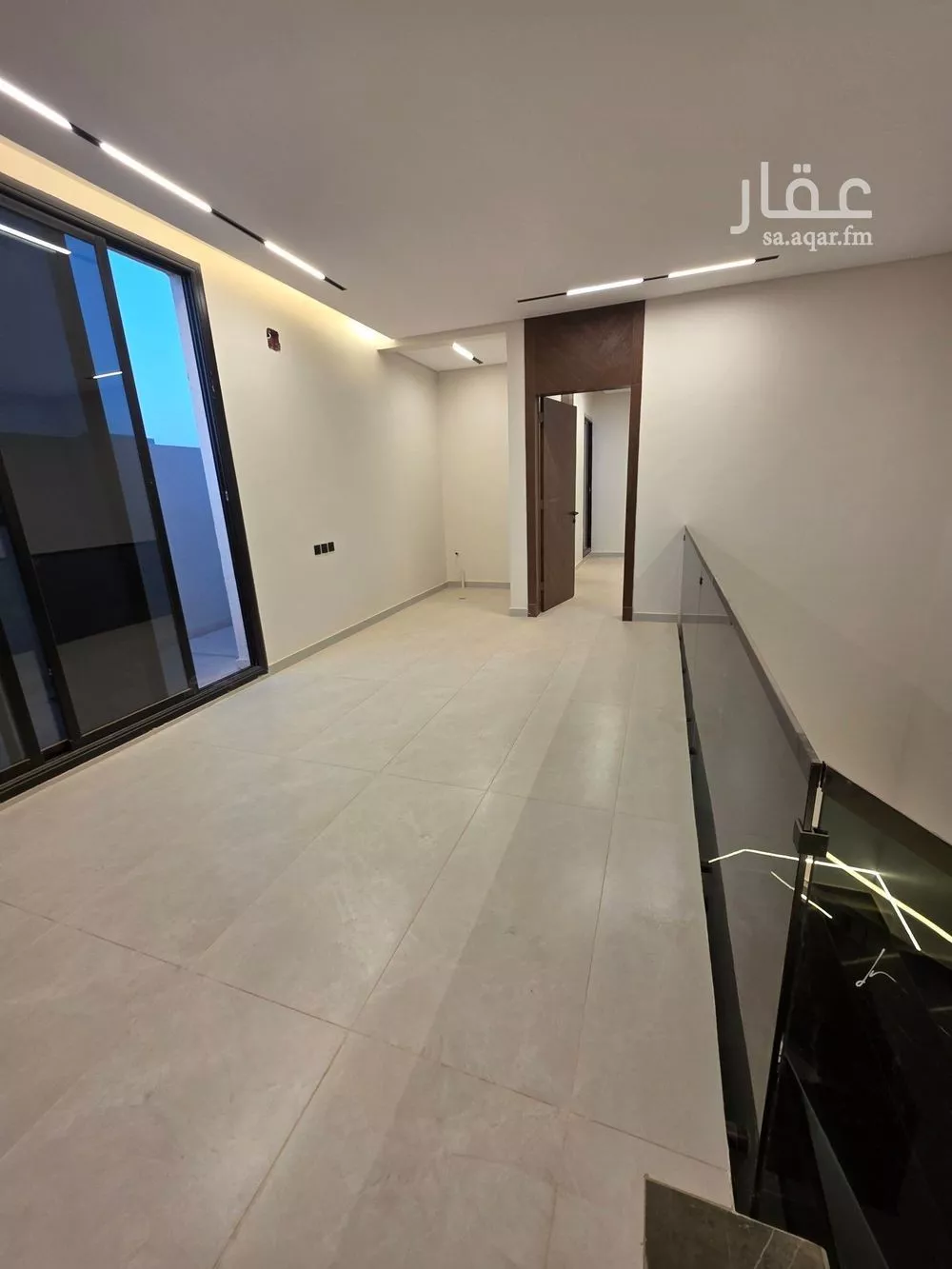 5 bedroom villa in Dhahrat Namar 6