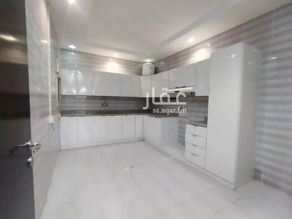 3 bedroom apartment in Al Aridh 2
