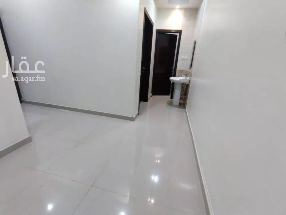3 bedroom apartment in Al Aridh 9