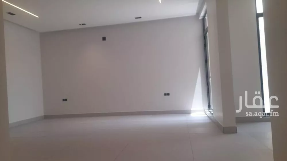 9 bedroom apartment in Al Khaleej 6