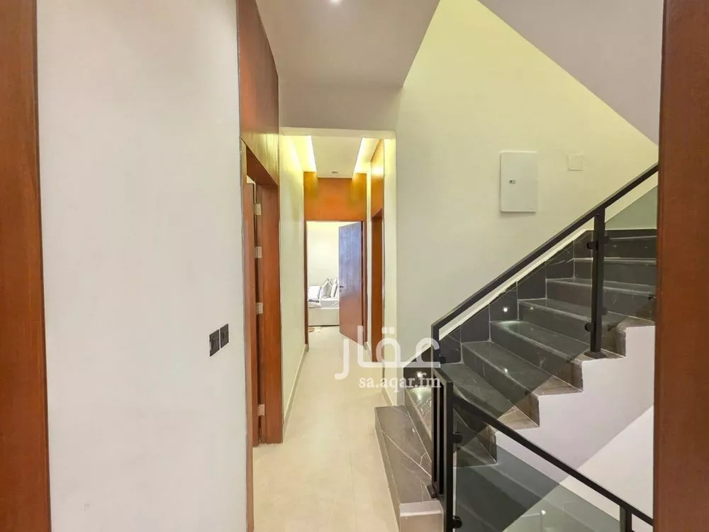 5 bedroom duplex in Okaz 13