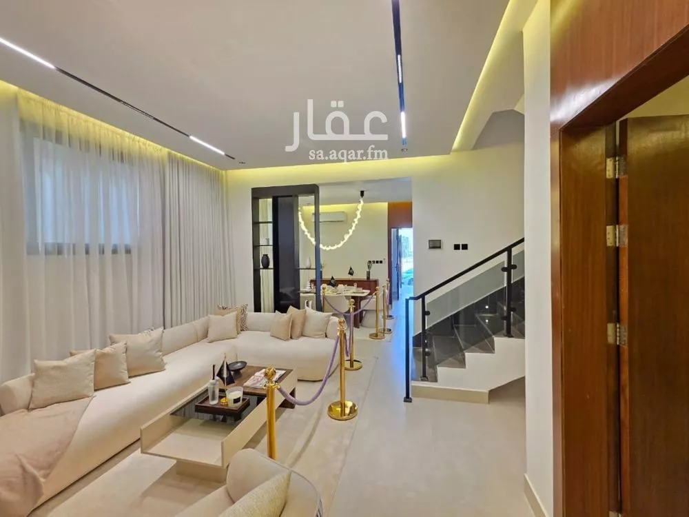 5 bedroom duplex in Okaz 20