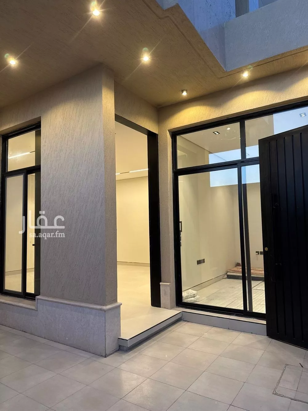 8 bedroom villa in Al Rimal 4