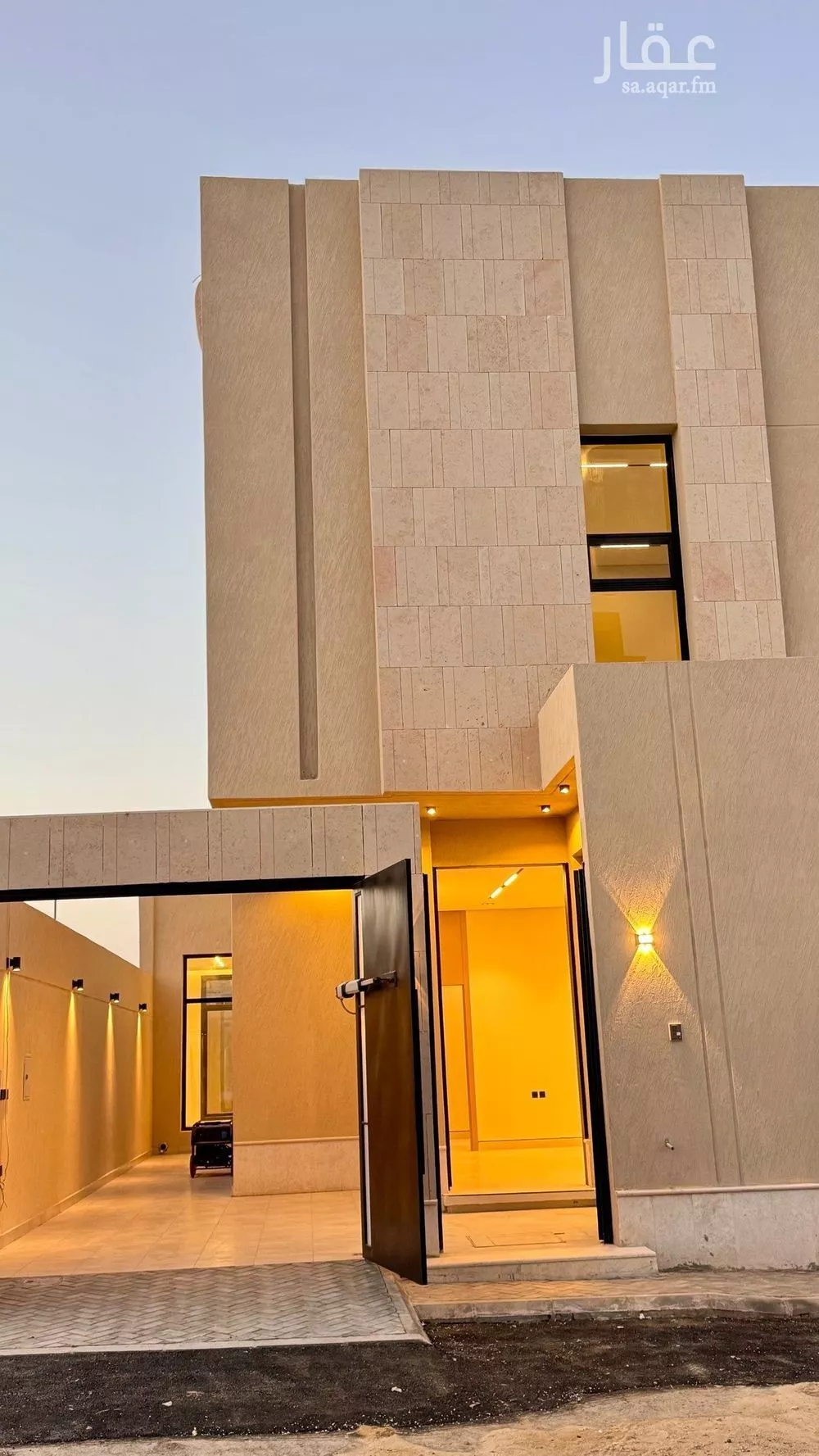 8 bedroom villa in Al Rimal 5