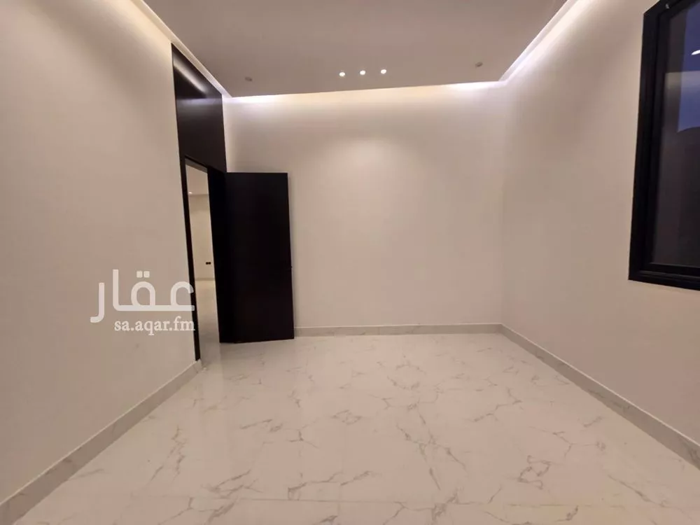 6 bedroom villa in Dhahrat Laban 12