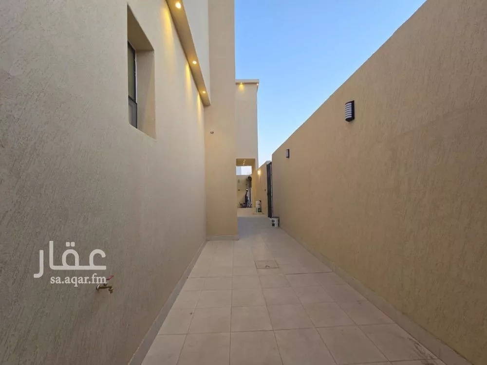 6 bedroom villa in Dhahrat Laban 16