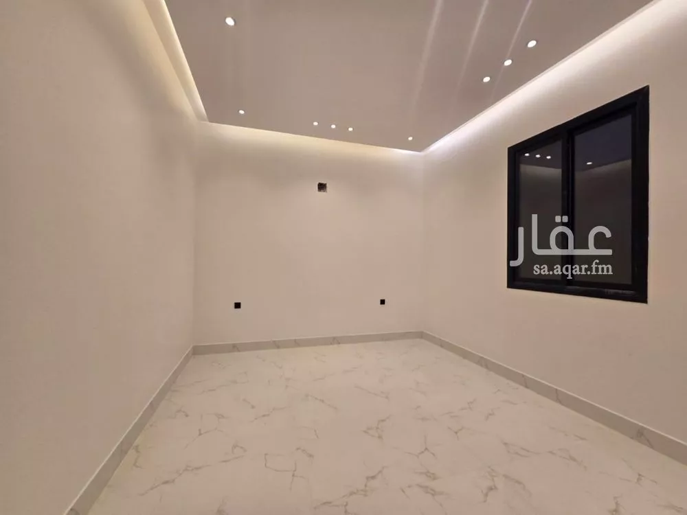 6 bedroom villa in Dhahrat Laban 9