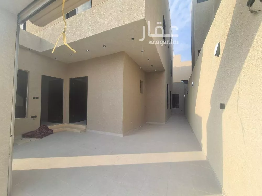 5 bedroom villa in Badr 2
