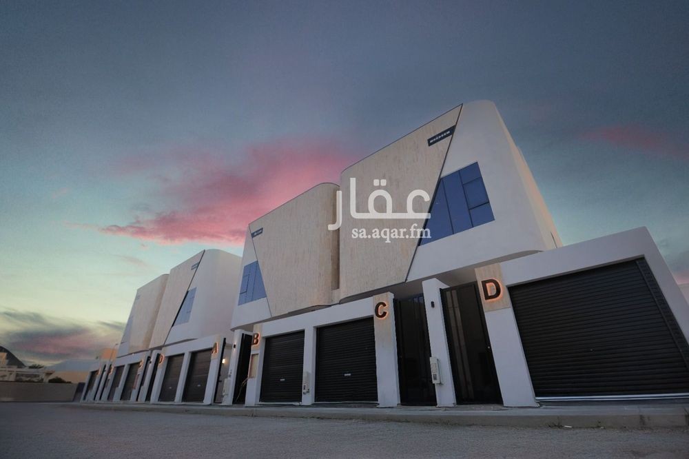 3 bedroom villa in As Suwaidi Al Gharabi, Riyadh 2