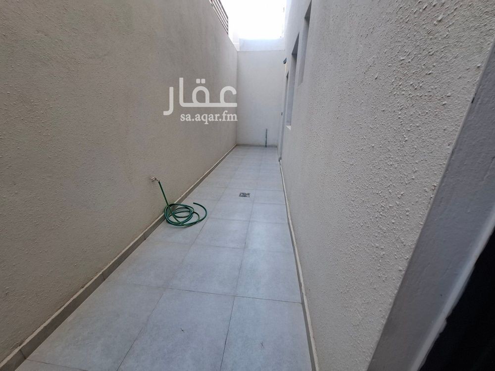 4 bedroom villa in Al Rimal, Riyadh 9