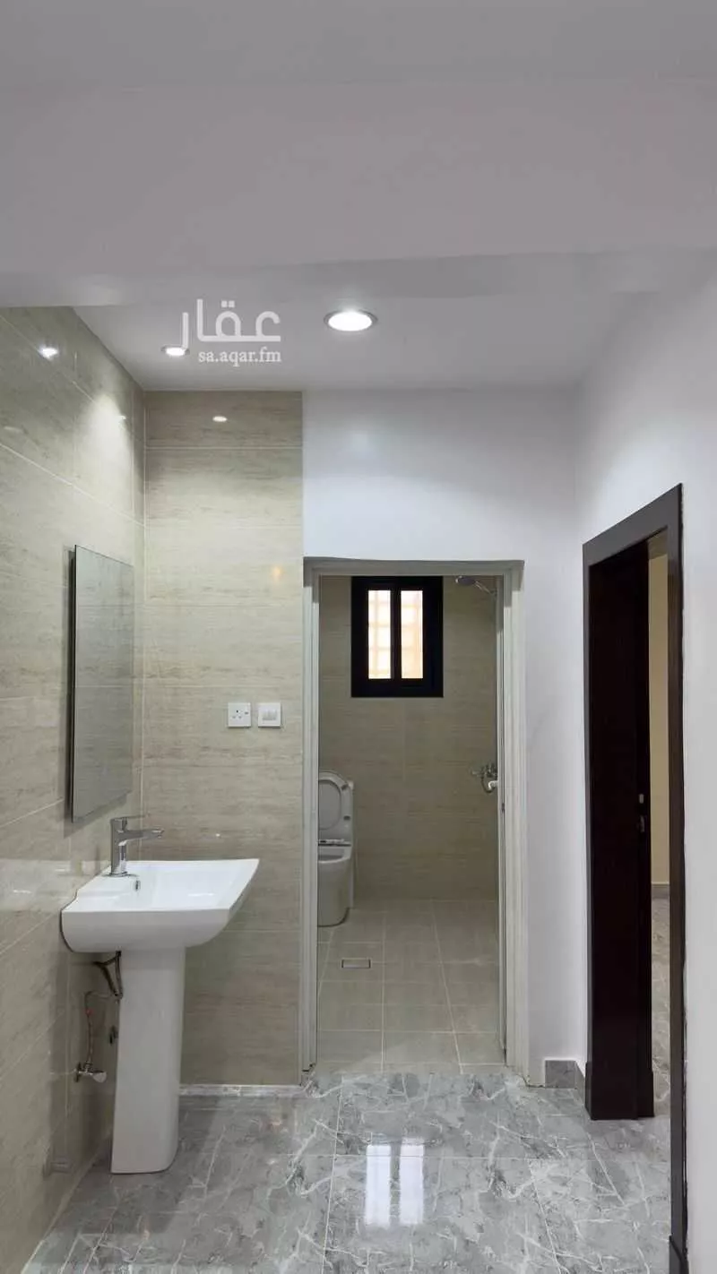 4 bedroom apartment in Umm Al Hamam Al Sharqi 7