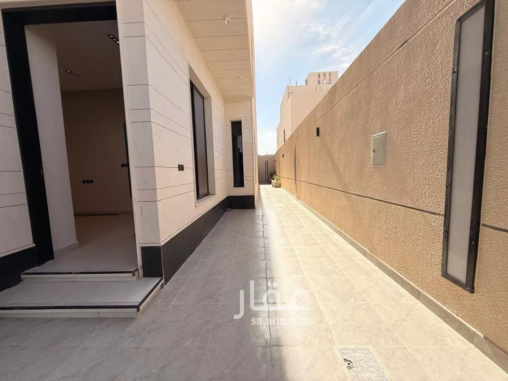 6 bedroom apartment in Al Rimal 12