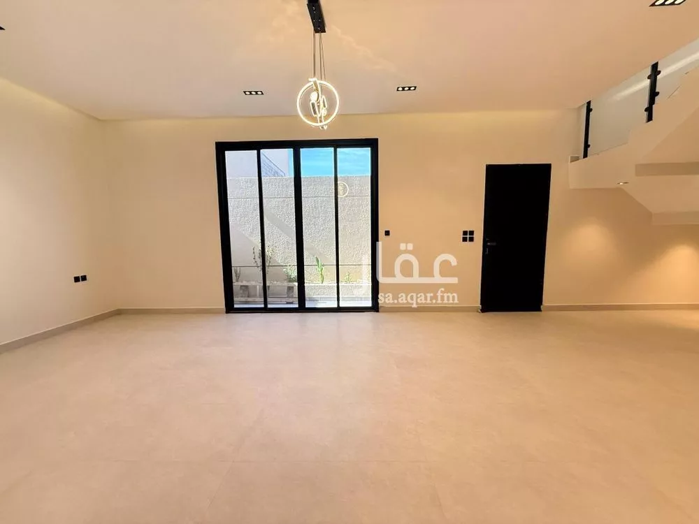 6 bedroom apartment in Al Rimal 13