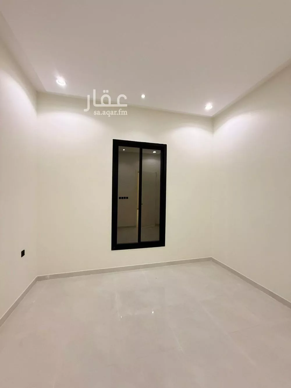 فيلا 6 غرف في العريجاء الغربية 7