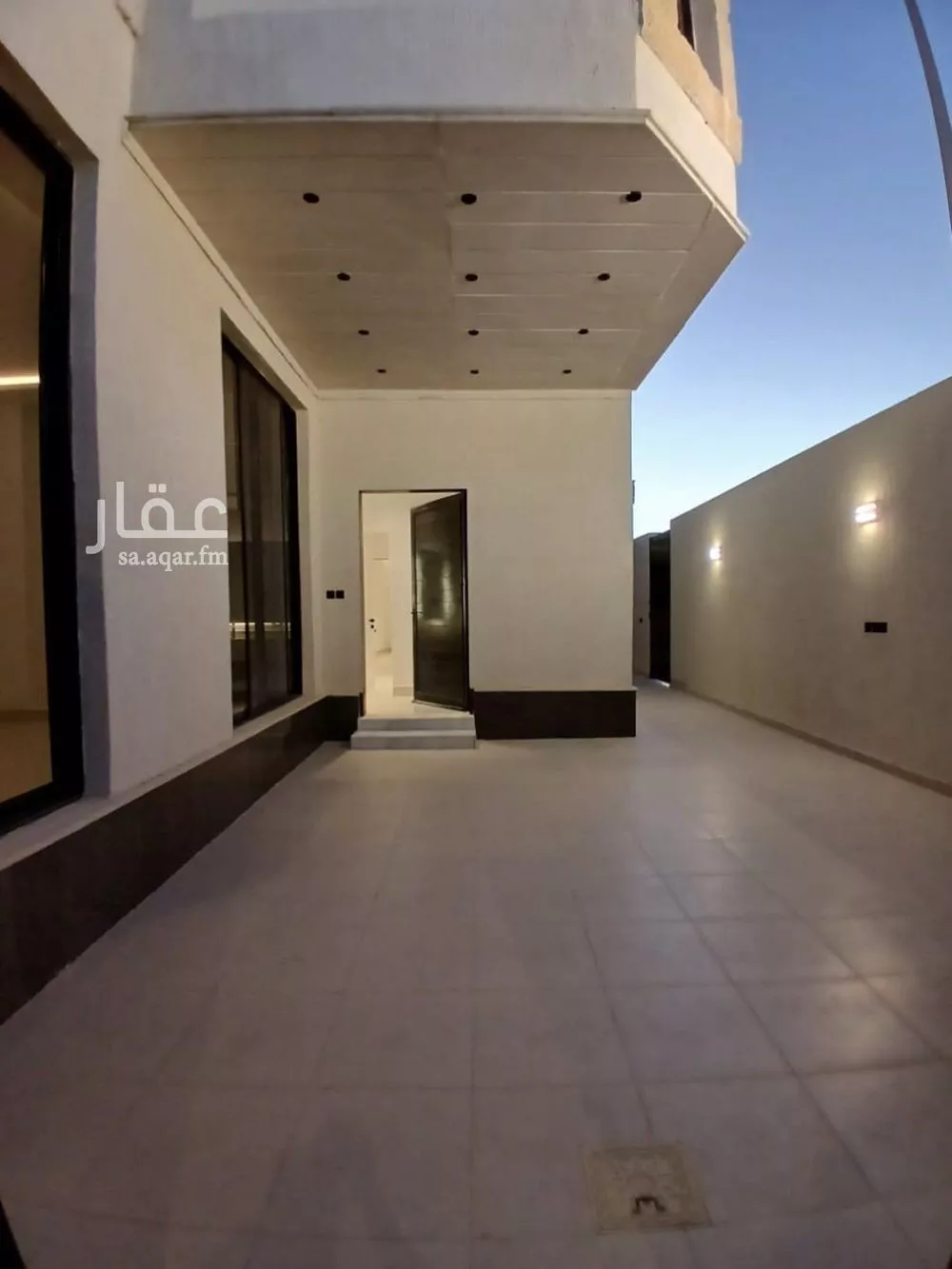 4 bedroom villa in Al Janadriyah 3
