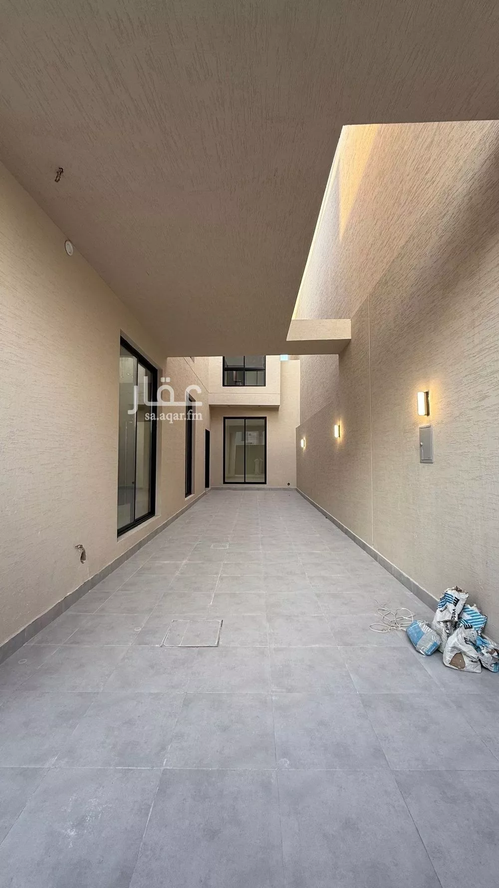 6 bedroom villa in Al Mahdiyyah 3