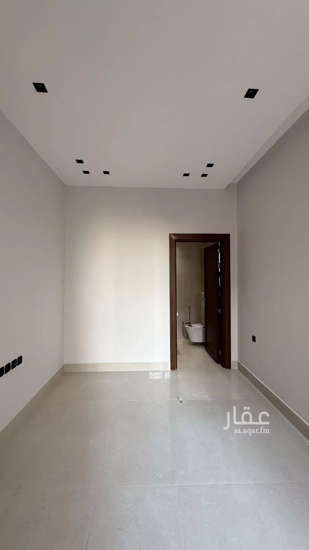 6 bedroom villa in Al Mahdiyyah 5