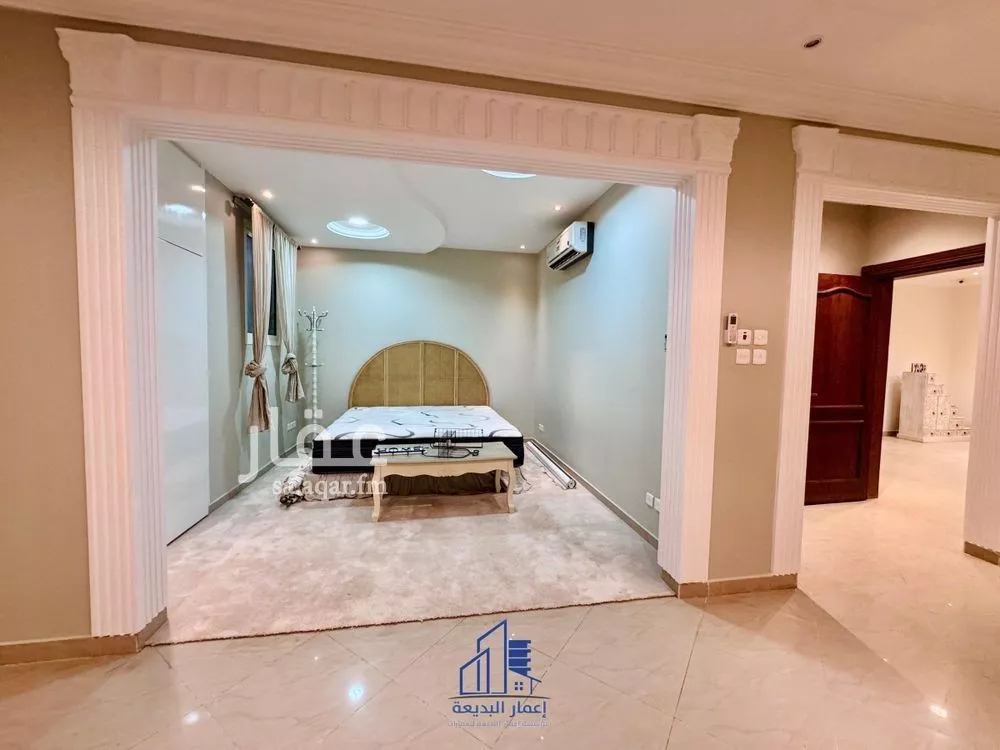 9 bedroom villa in Dhahrat Al Badiah 22
