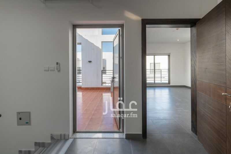 6 bedroom villa in Qurtubah, Eastern Province 9