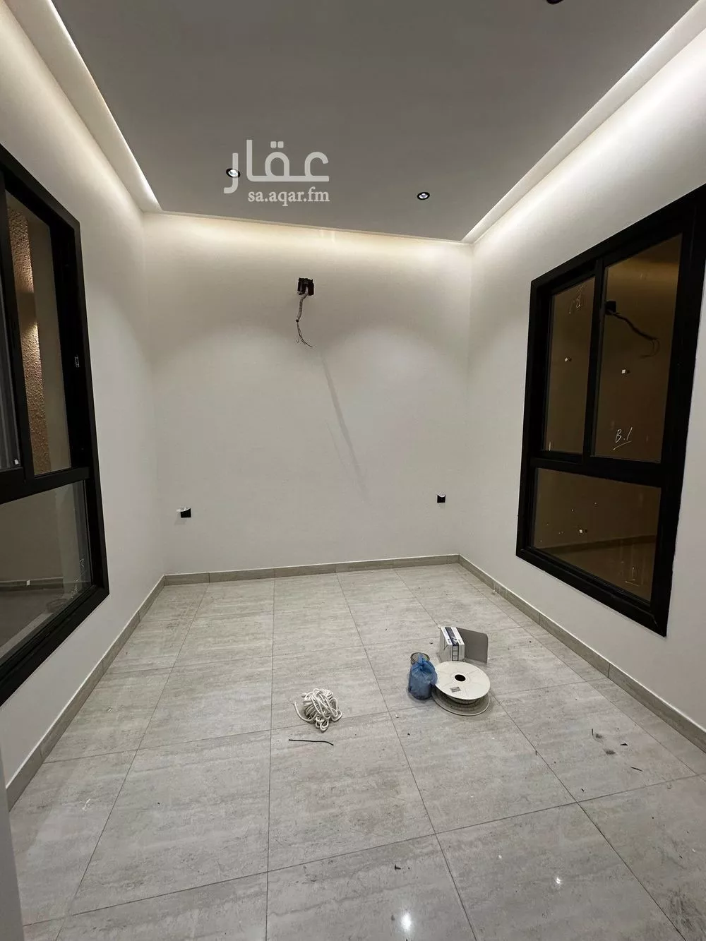 فيلا 5 غرف في ظهرة لبن 9