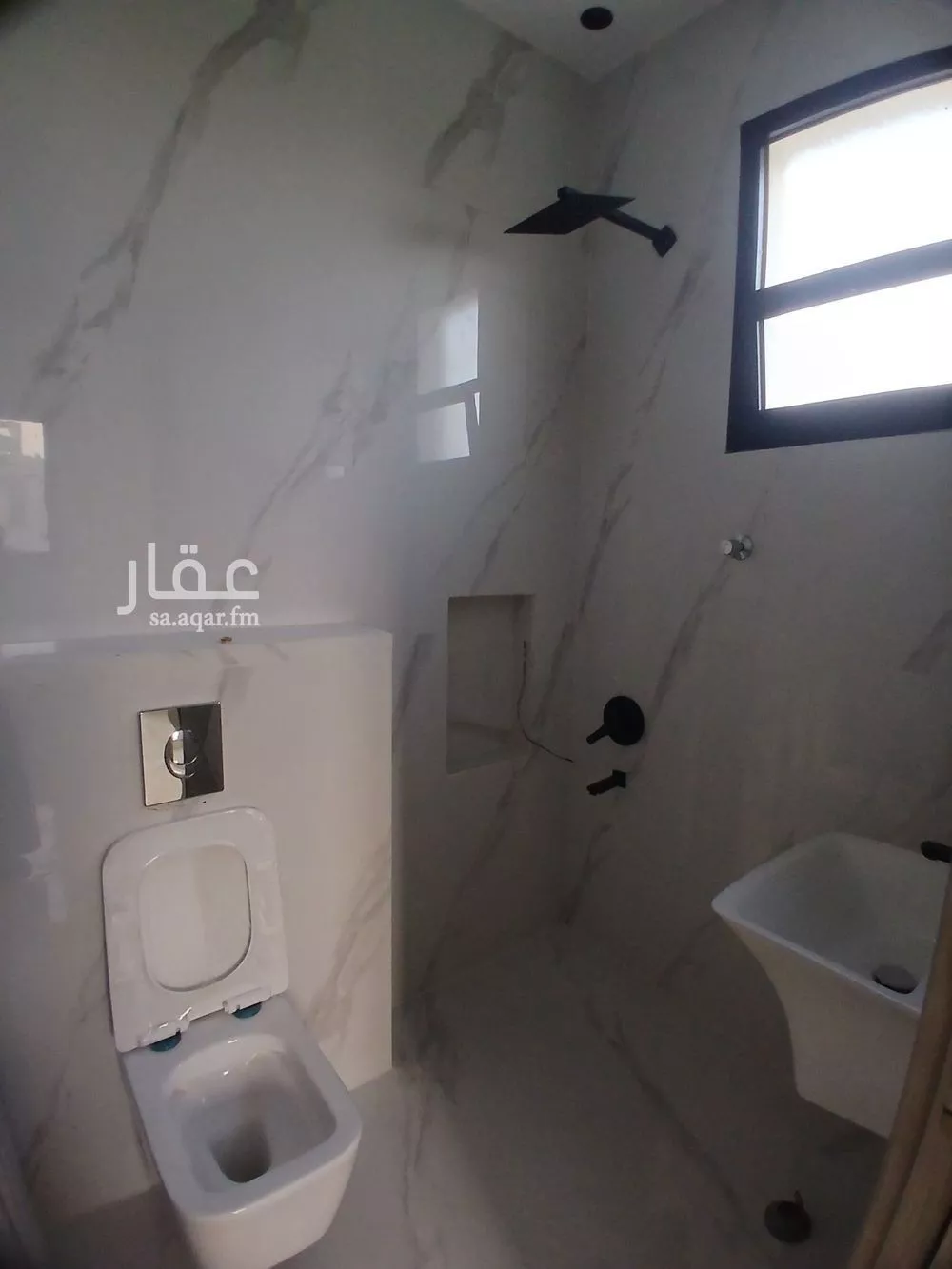 6 bedroom duplex in Tuwaiq 11