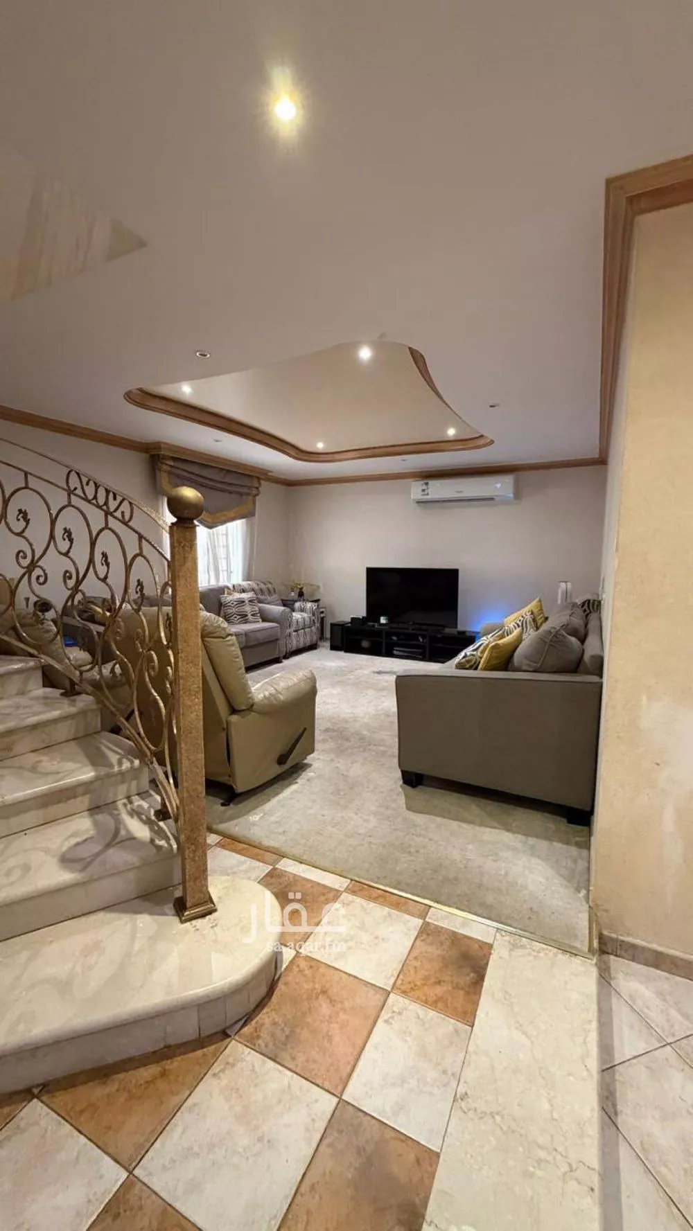 4 bedroom villa in Al Rabie 9