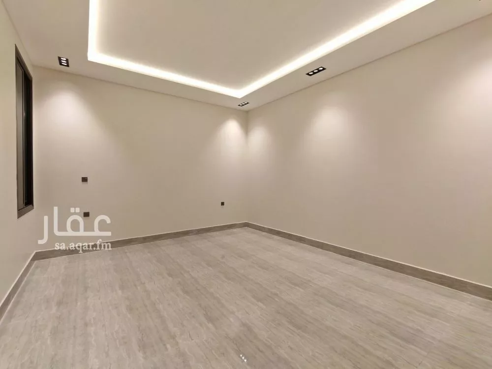 5 bedroom villa in Al Rimal 17