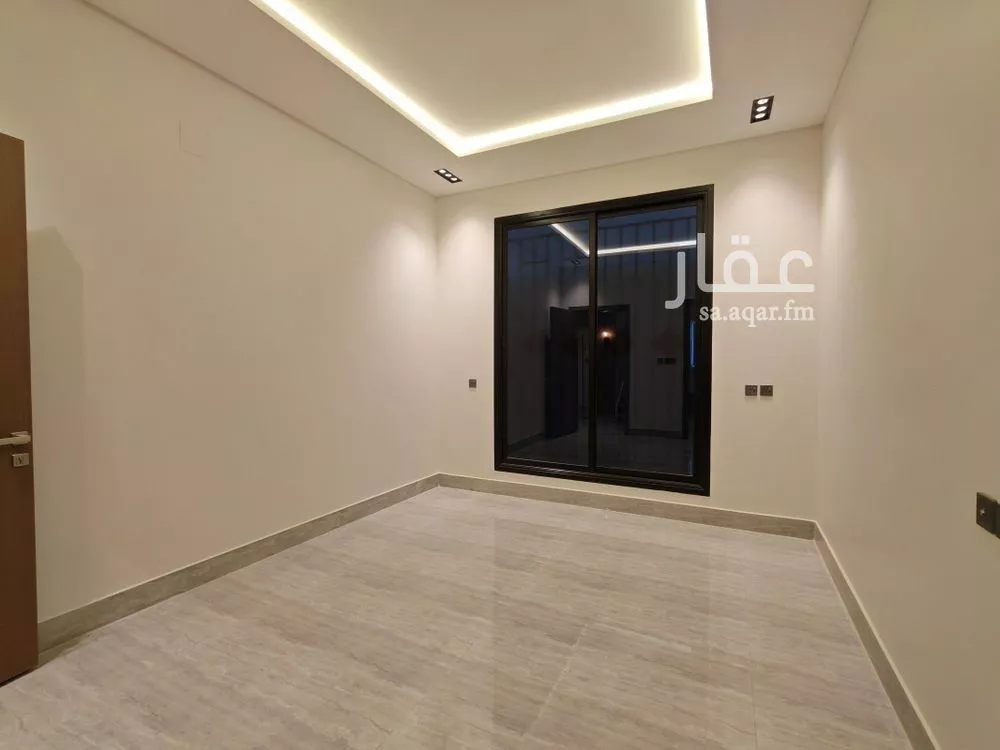 5 bedroom villa in Al Rimal 5