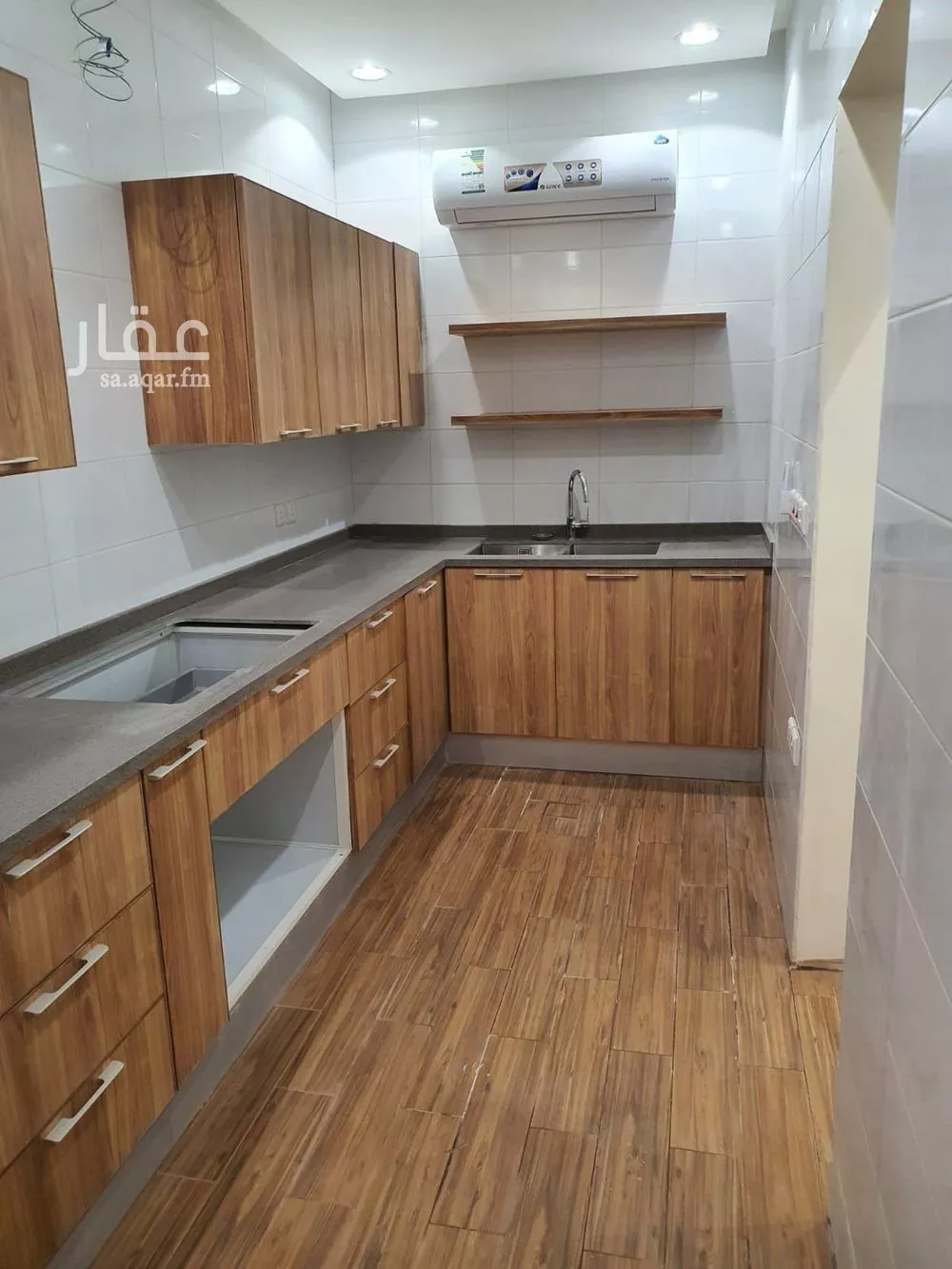 8 bedroom villa in Al Munsiyah 12