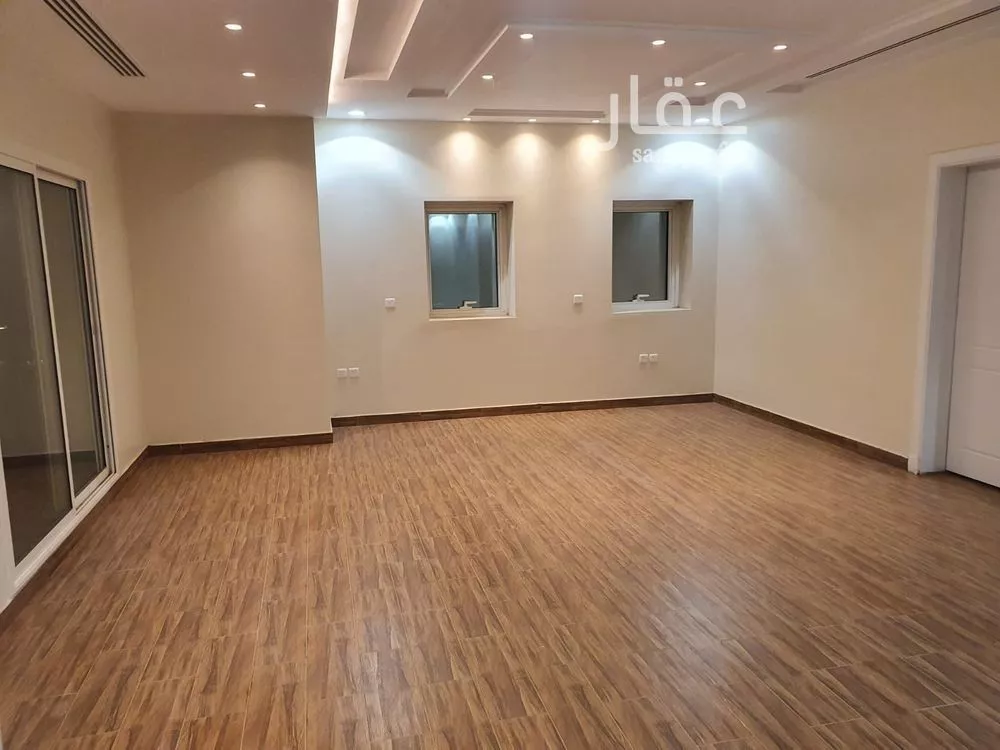 8 bedroom villa in Al Munsiyah 4
