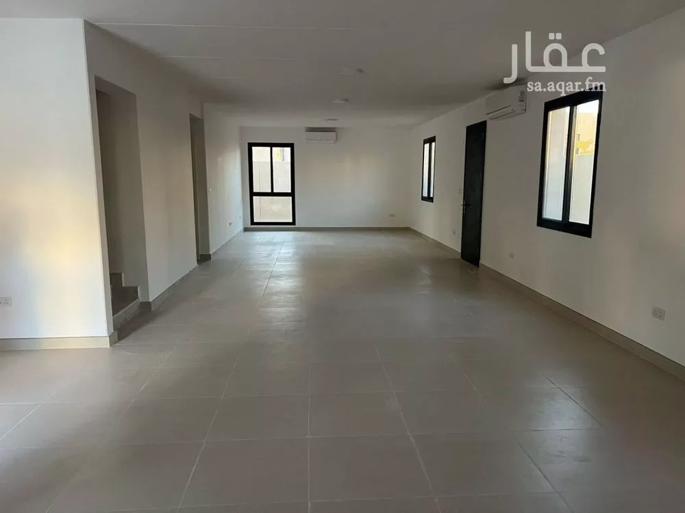 6 bedroom villa in Sidrah 2