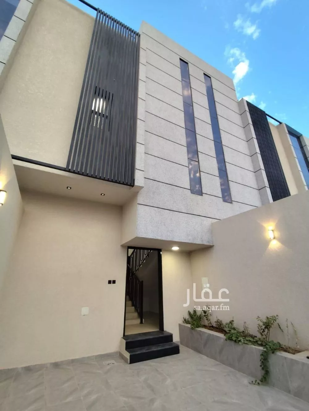 5 bedroom villa in Okaz 9