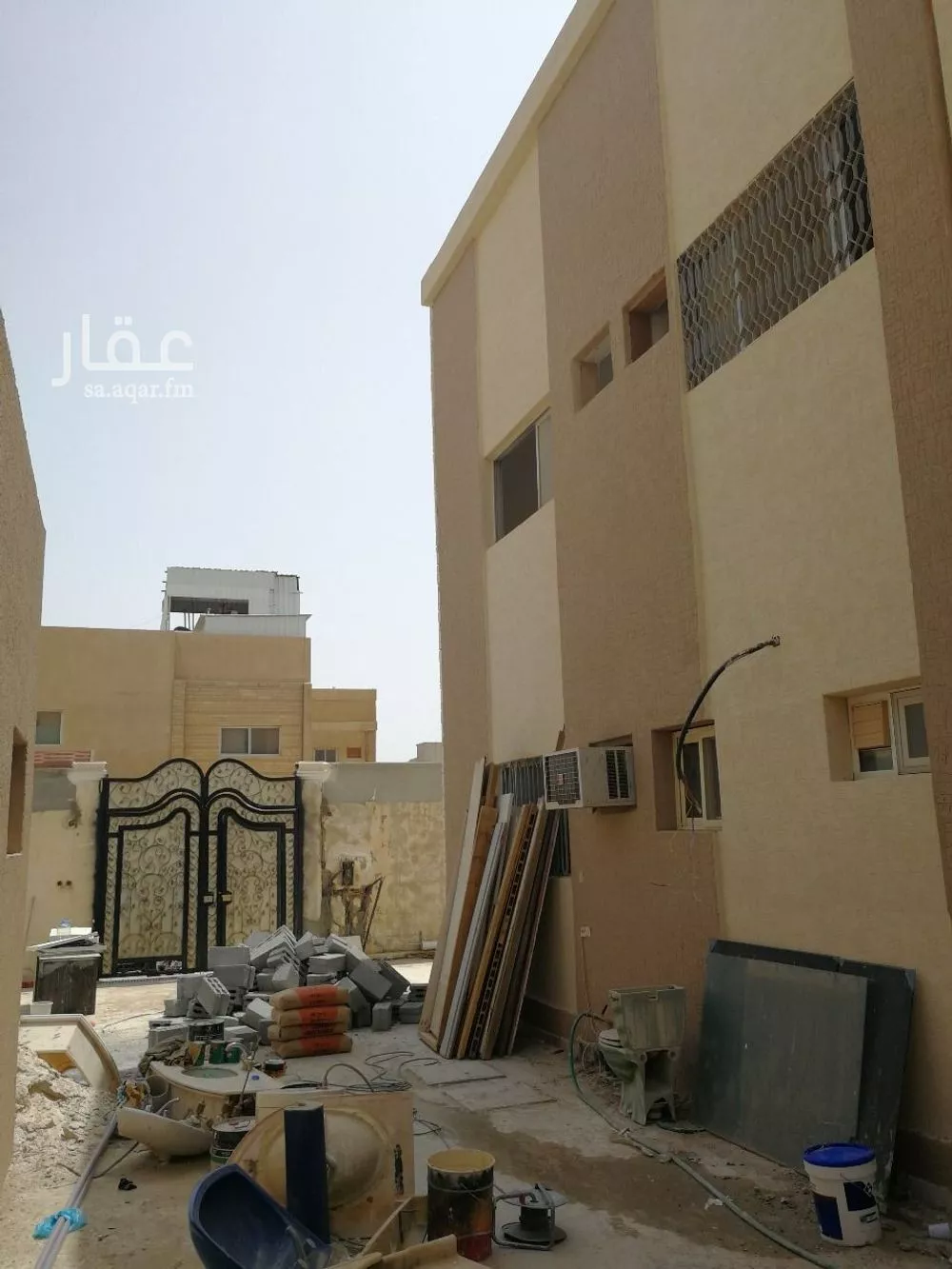 فيلا 20 غرف في الملز 12