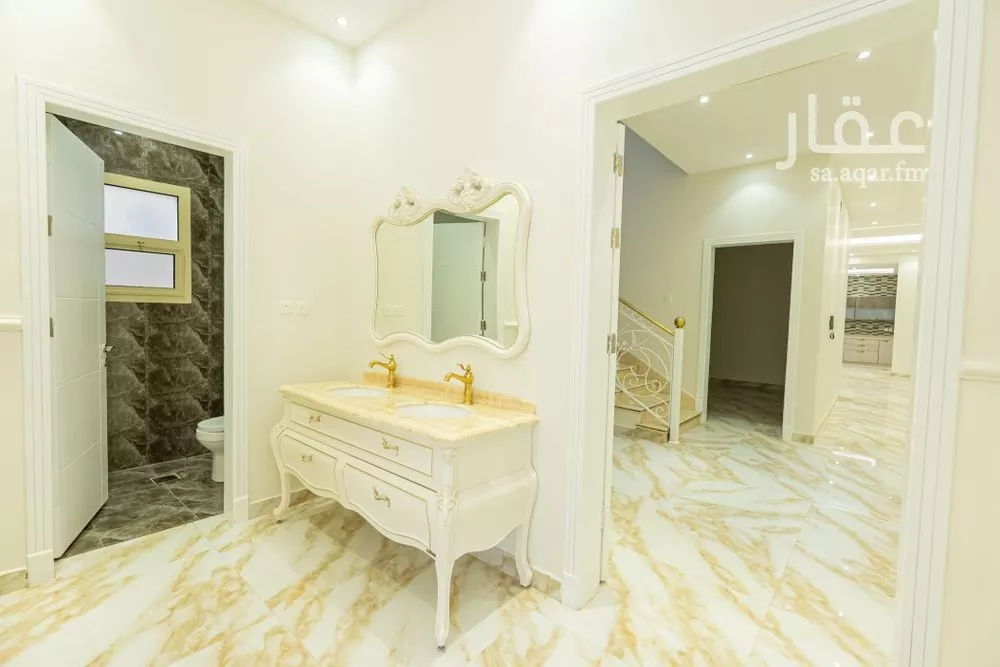 8 bedroom villa in Al Aridh 20