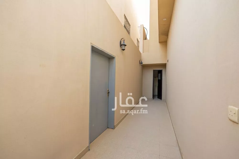 8 bedroom villa in Al Aridh 27