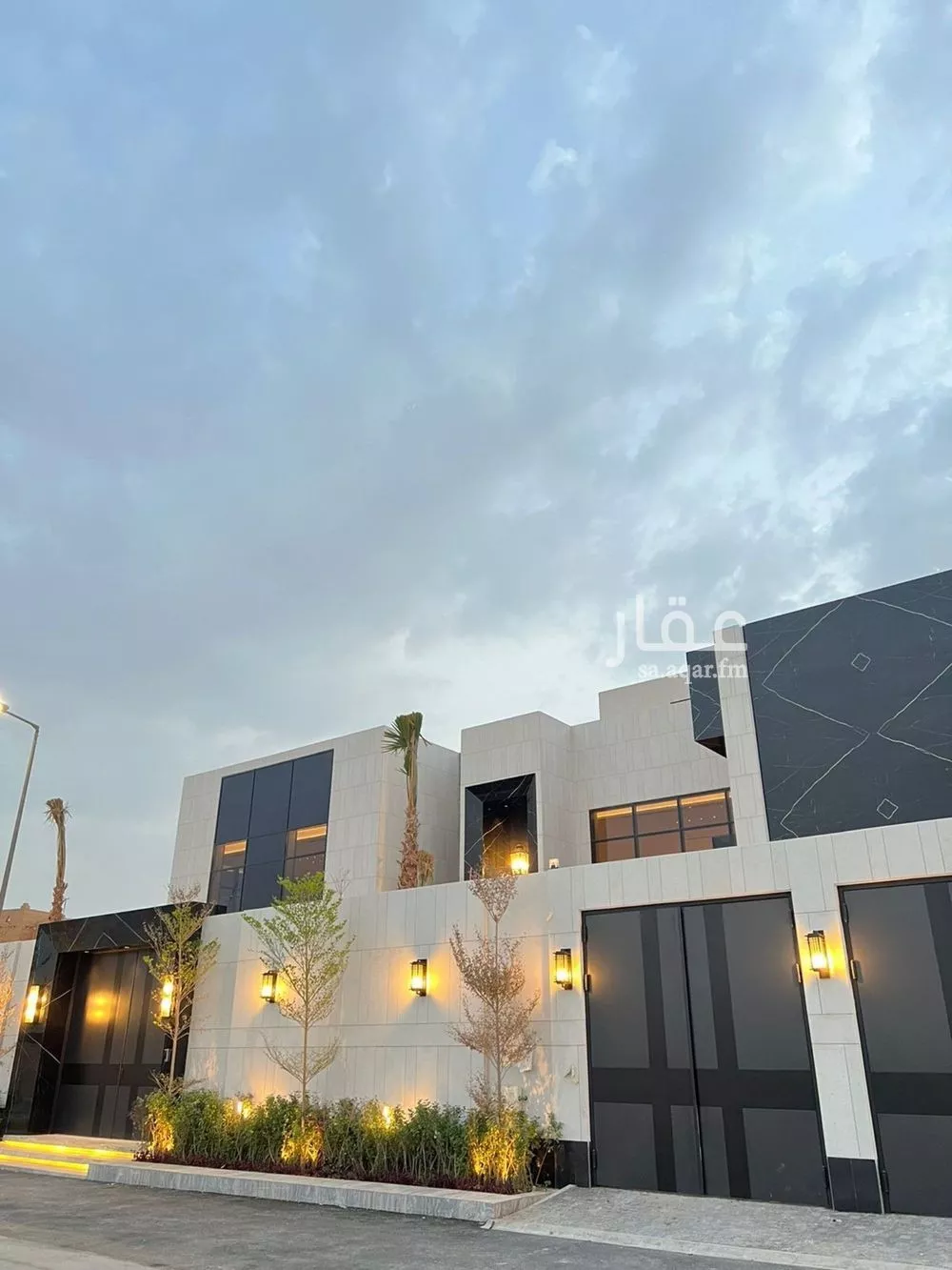 5 bedroom villa in Al Malqa 9