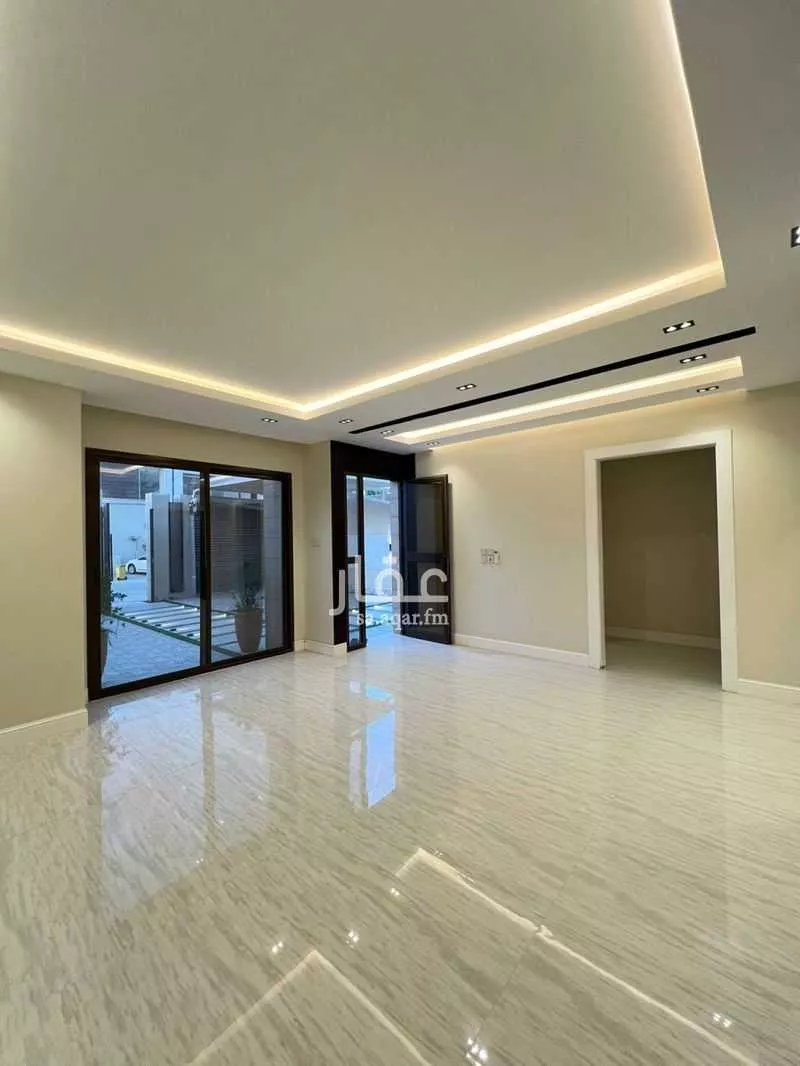 4 bedroom villa in Al Qairawan 8