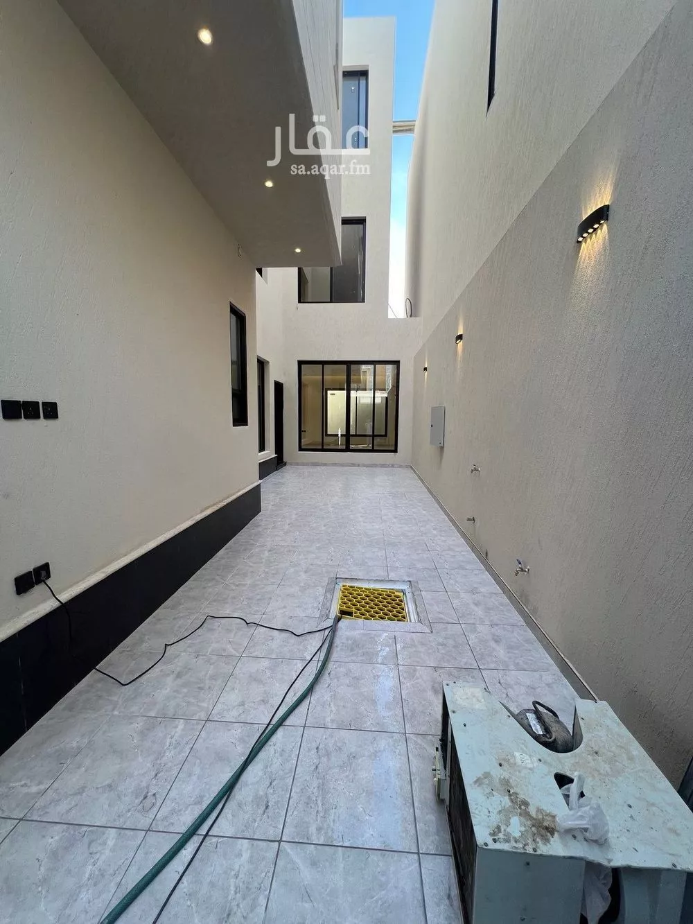 6 bedroom villa in Al Mahdiyyah 4