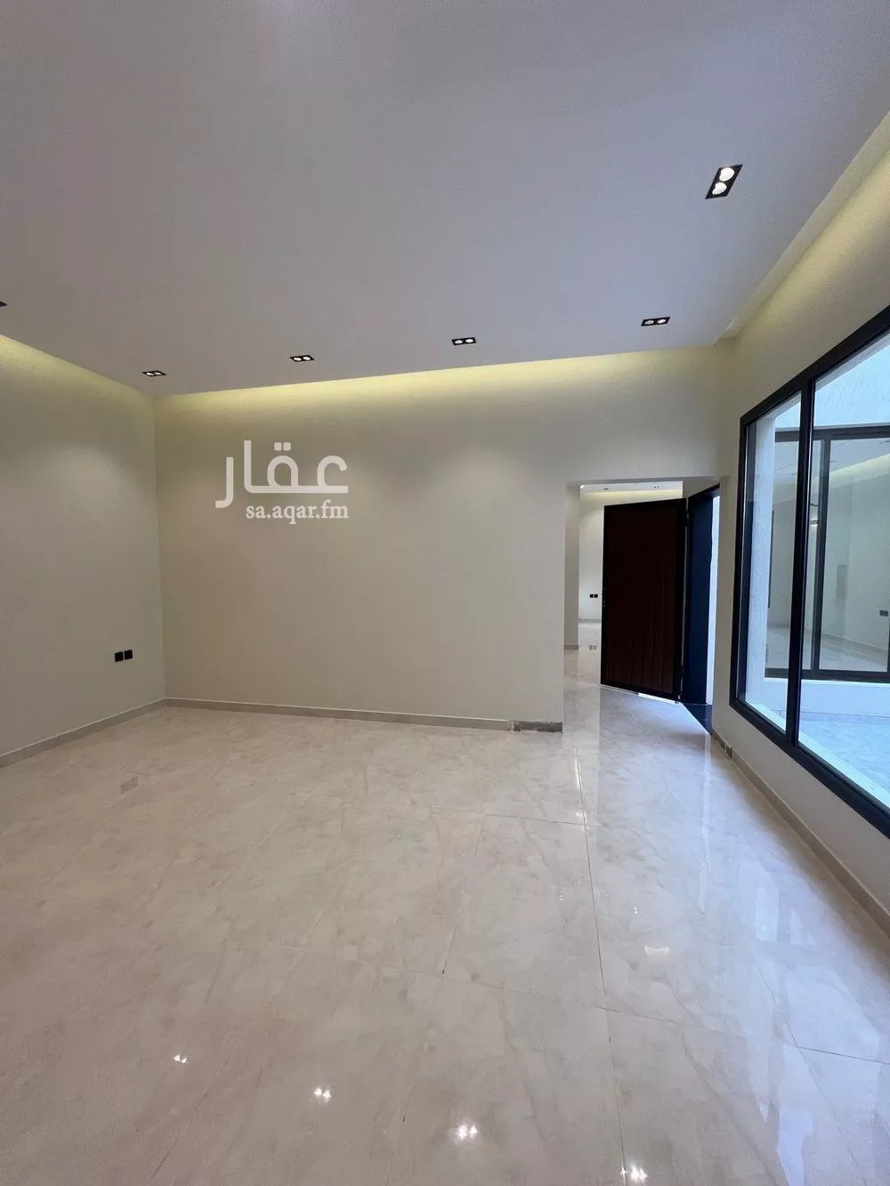 6 bedroom villa in Al Mahdiyyah 9