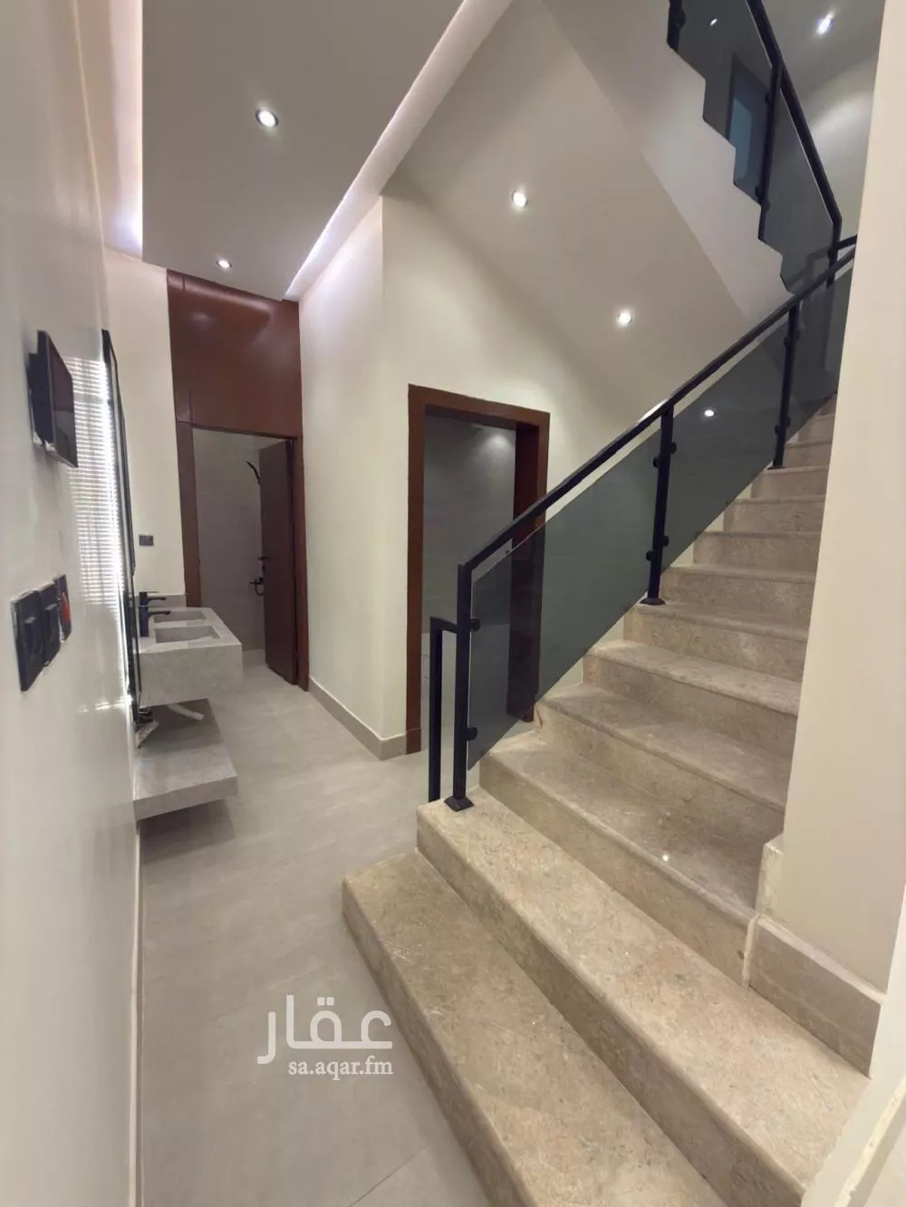 7 bedroom villa in Okaz 7
