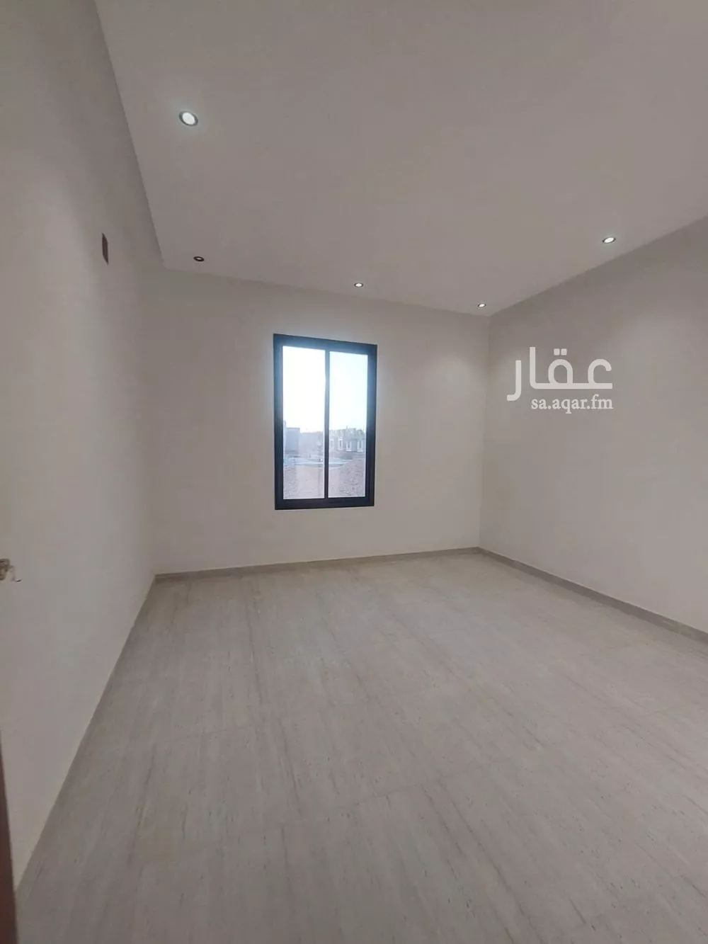 فيلا 5 غرف في طويق 8