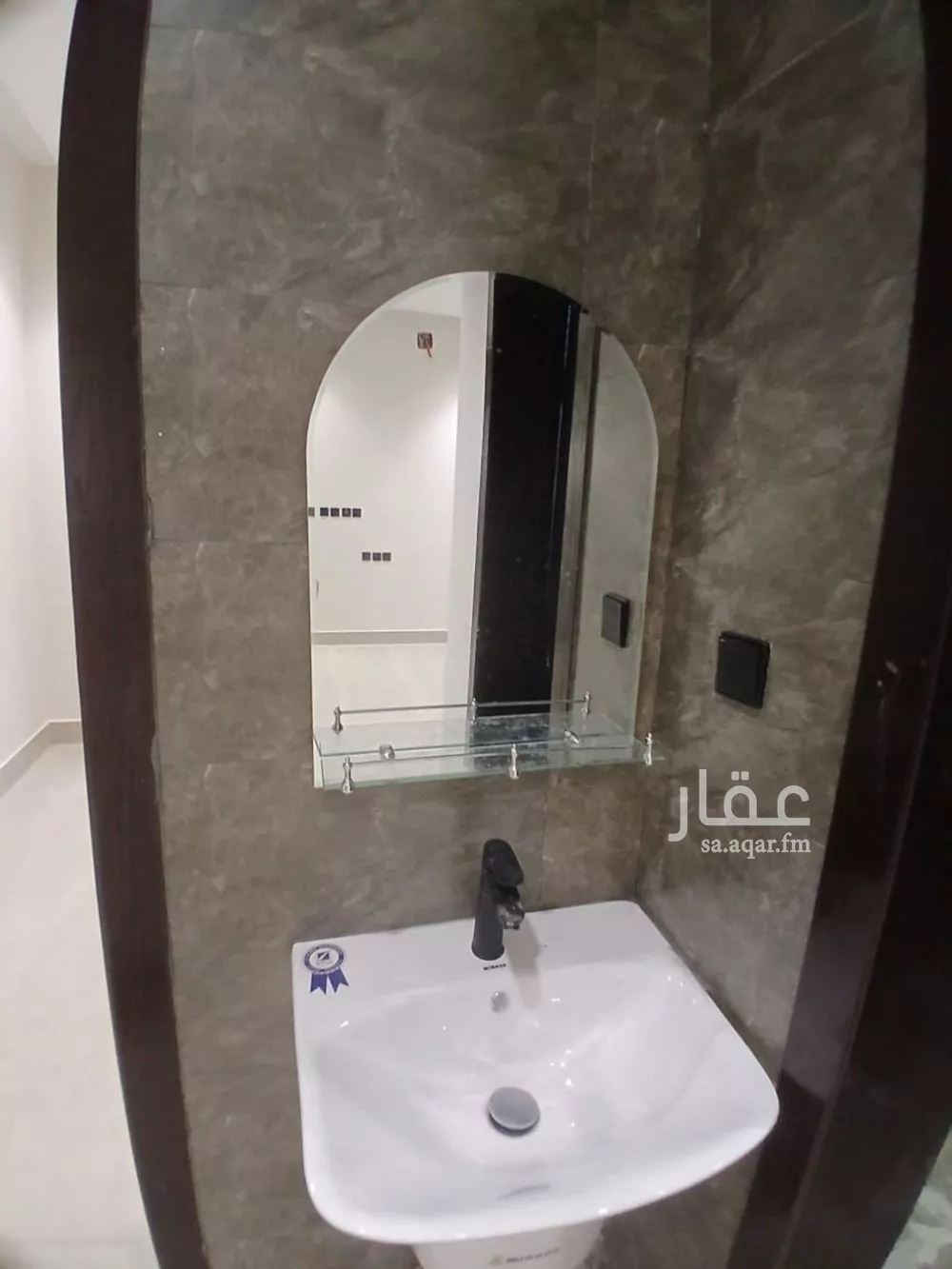 فيلا 5 غرف في العريجاء الغربية 3