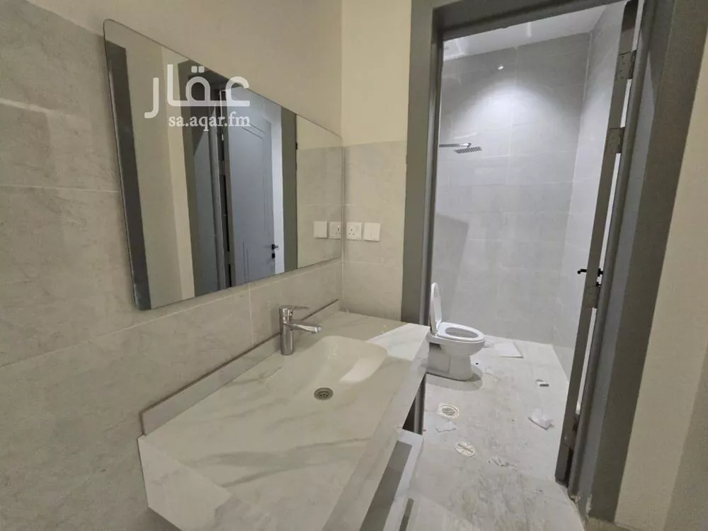 5 bedroom villa in Okaz 6