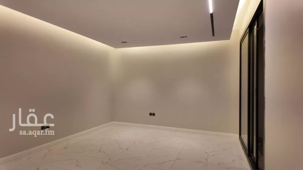 7 bedroom villa in Al Malaz 11