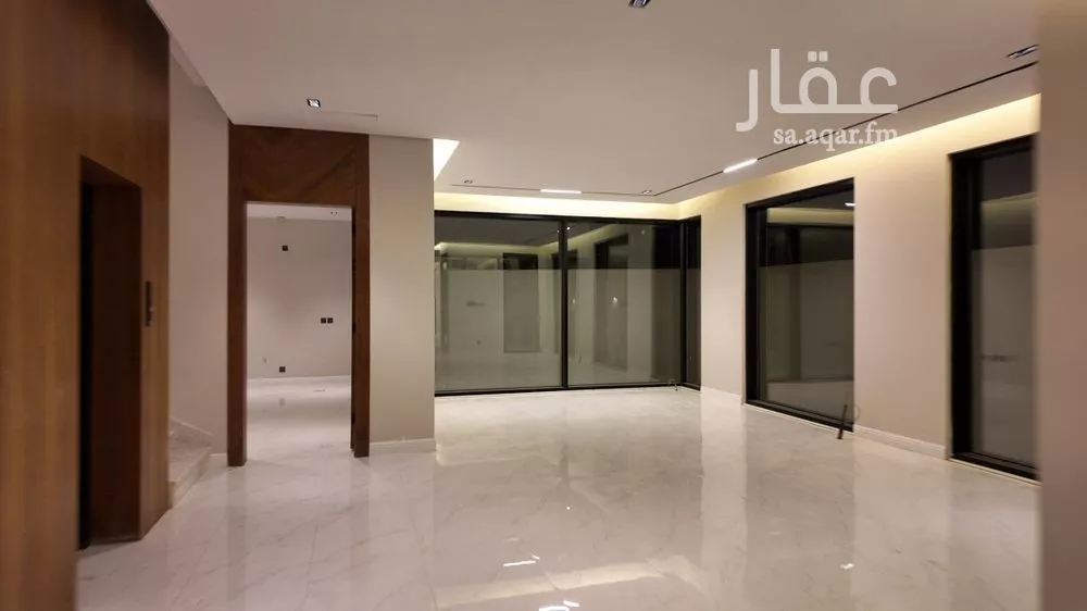 7 bedroom villa in Al Malaz 17