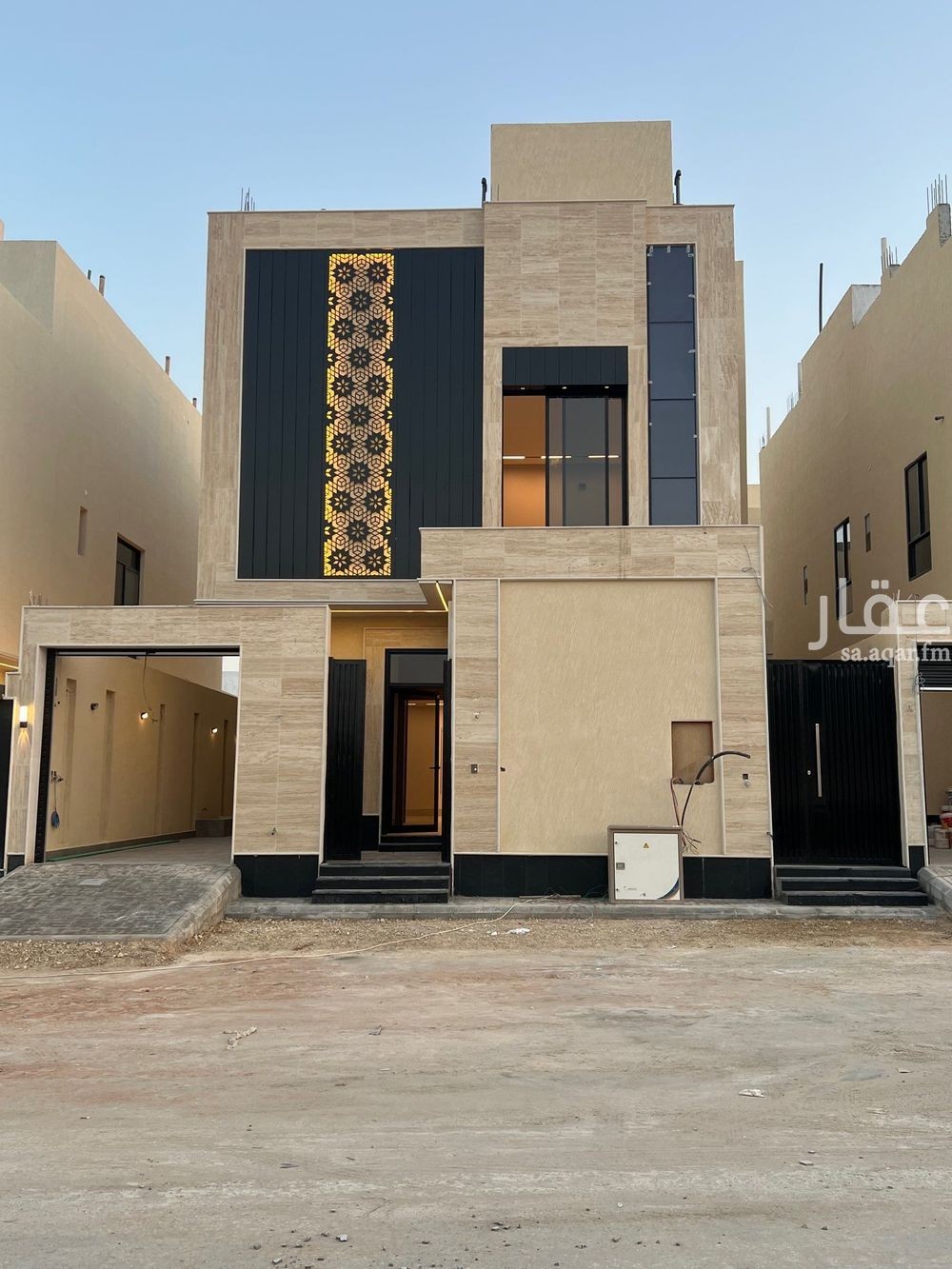 فيلا 6 غرف في الشرق 2
