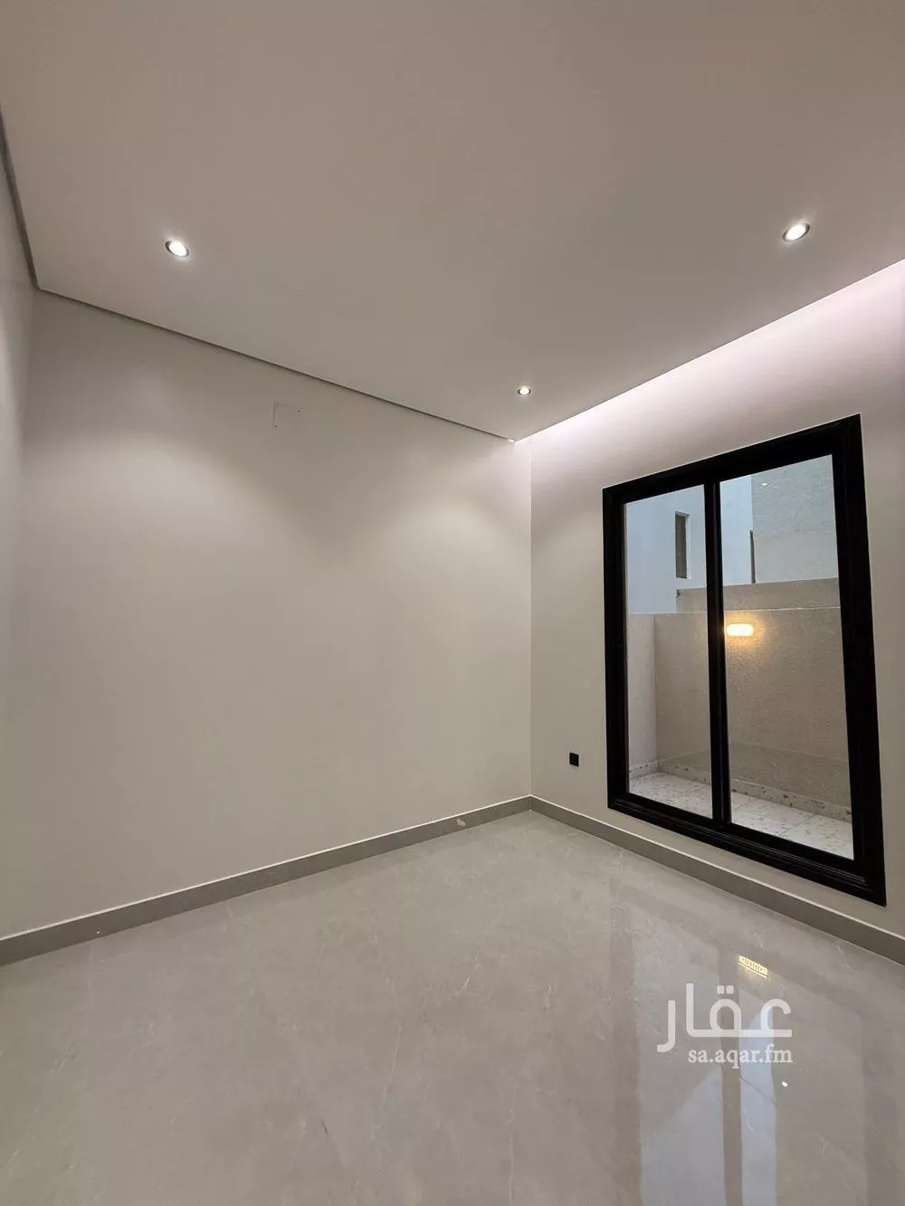 8 bedroom villa in Ash Sharq 17