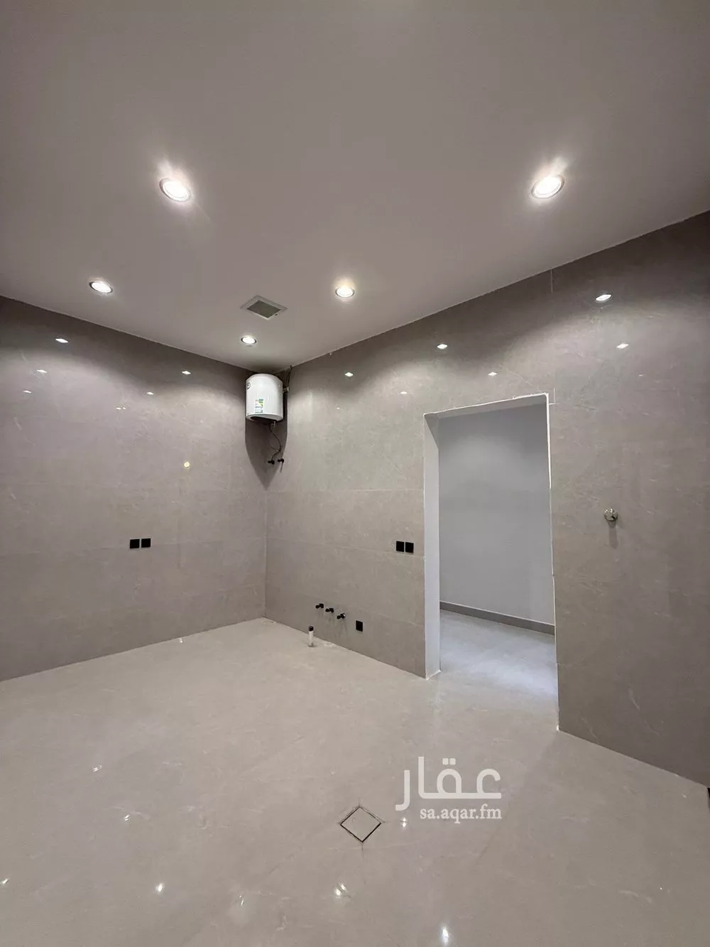 8 bedroom villa in Ash Sharq 8